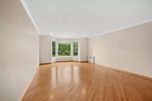 400 Ascot Dr, Park Ridge, IL 60068 - Photo 4