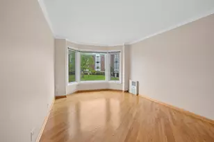 400 Ascot Dr, Park Ridge, IL 60068 - Photo 12