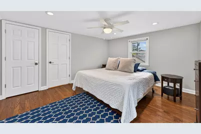 7246 N Olcott Avenue, Chicago, IL 60631 - Photo 12