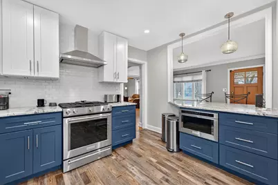 7246 N Olcott Avenue, Chicago, IL 60631 - Photo 4