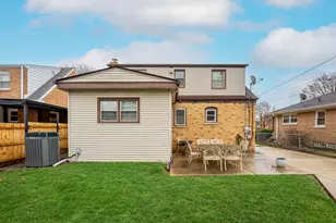 7246 N Olcott Ave, Chicago, IL 60631 - Photo 22