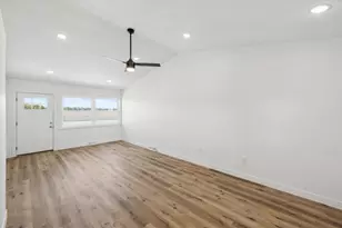 10167 Wolf Rd, Geneseo, IL 61254 - Photo 6