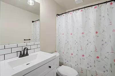 1212 N 12th Street, Clinton, IA 52732 - Photo 20