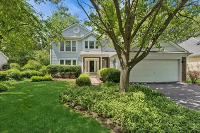72 Julie Lane, Vernon Hills, IL 60061 - Photo 1