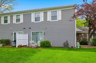 242 Nantucket Harbor, Schaumburg, IL 60193 - Photo 18