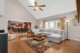 1432 Terrance Dr, Naperville, IL 60565 - Photo 12