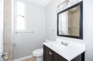 4326 S Calumet Ave, Chicago, IL 60653 - Photo 16