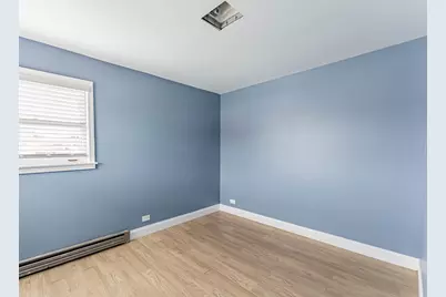 2246 Clinton Avenue, Berwyn, IL 60402 - Photo 10