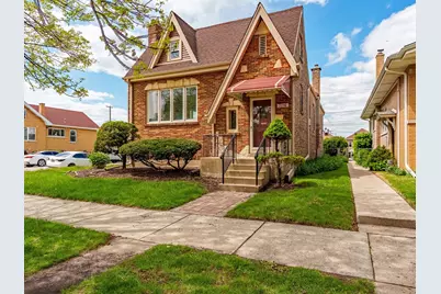 2246 Clinton Avenue, Berwyn, IL 60402 - Photo 2