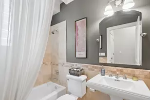 1432 N Cleveland Ave, Chicago, IL 60610 - Photo 8