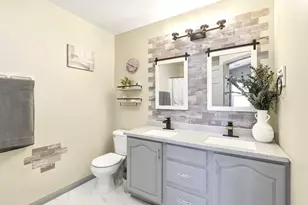 1462 Ridge Dr, Sycamore, IL 60178 - Photo 18