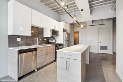 1241 N Milwaukee Avenue #301, Chicago, IL 60622 - Photo 6
