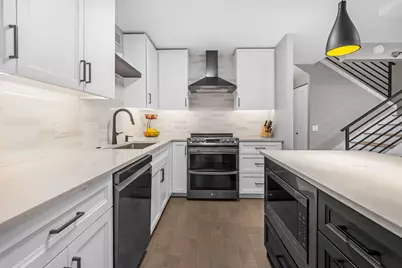 440 N McClurg Court #111, Chicago, IL 60611 - Photo 6