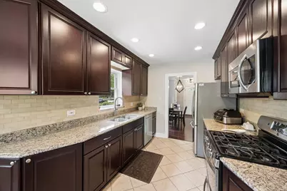 5949 Dunham Road, Downers Grove, IL 60516 - Photo 8