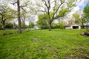 988 Spruce Ln, Saint Anne, IL 60964 - Photo 16