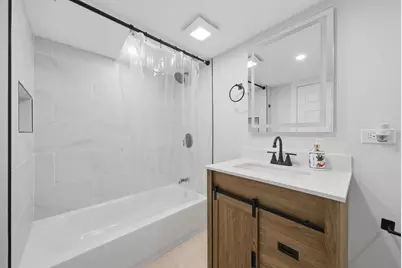 5411 W Byron Street, Chicago, IL 60641 - Photo 26
