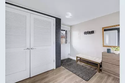 657 W Armitage Avenue, Elmhurst, IL 60126 - Photo 22