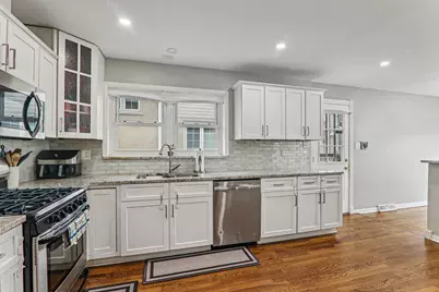 8537 S Karlov Avenue, Chicago, IL 60652 - Photo 2