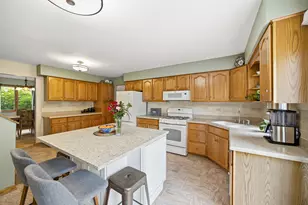 9621 W 56th St, Countryside, IL 60525 - Photo 12
