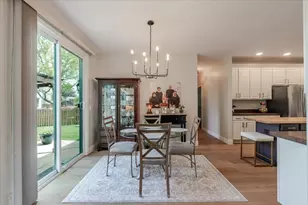 4 Forest Cove Ct, Streamwood, IL 60107 - Photo 24