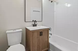 327 E Lake St, Barrington, IL 60010 - Photo 6