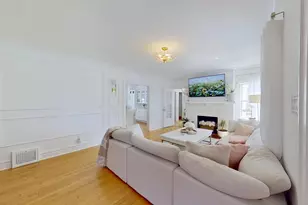 629 Newton Ave, Glen Ellyn, IL 60137 - Photo 10