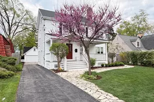 629 Newton Ave, Glen Ellyn, IL 60137 - Photo 2