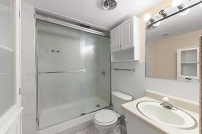 8000 Woodglen Lane #102, Downers Grove, IL 60516 - Photo 14