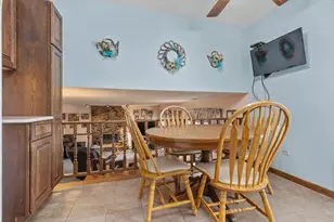 1124 N Anvil Ct, Addison, IL 60101 - Photo 10