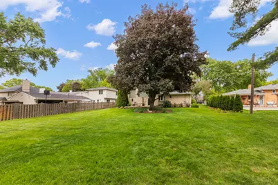 188 S Ellyn Avenue, Glen Ellyn, IL 60137 - Photo 32