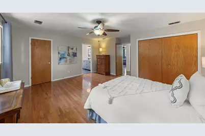 188 S Ellyn Avenue, Glen Ellyn, IL 60137 - Photo 18