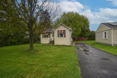 613 N Frolic Avenue, Waukegan, IL 60085 - Photo 2