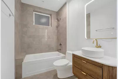 1445 W Grand Avenue #1E, Chicago, IL 60642 - Photo 24