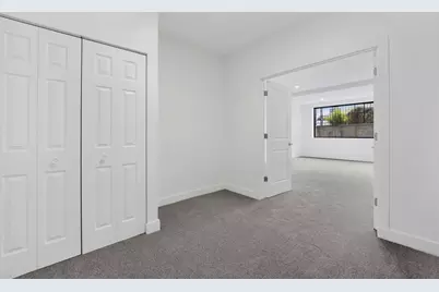 1445 W Grand Avenue #1E, Chicago, IL 60642 - Photo 22