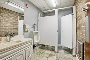 2071 Irving Park Rd, Hanover Park, IL 60133 - Photo 38