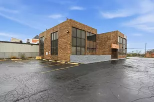 2071 Irving Park Rd, Hanover Park, IL 60133 - Photo 2