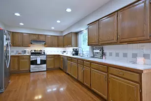 435 Cross Arm Dr, Grayslake, IL 60030 - Photo 6