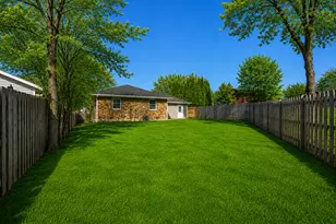 1913 Milton Ave, Northbrook, IL 60062 - Photo 12