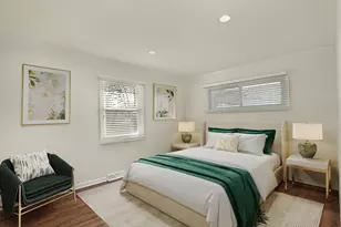 1913 Milton Ave, Northbrook, IL 60062 - Photo 8