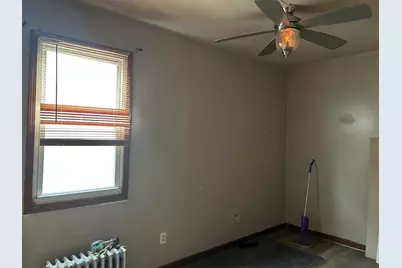 9147 S Dante Avenue, Chicago, IL 60619 - Photo 8