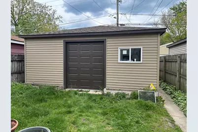 9147 S Dante Avenue, Chicago, IL 60619 - Photo 24