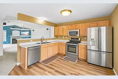 2267 Vanderbilt Drive, Geneva, IL 60134 - Photo 10