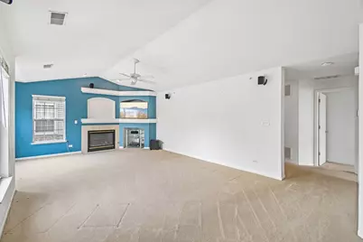2267 Vanderbilt Drive, Geneva, IL 60134 - Photo 6
