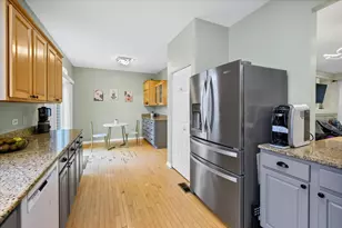 2631 N Greenwood Ave, Arlington Heights, IL 60004 - Photo 4