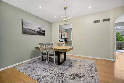 2631 N Greenwood Avenue, Arlington Heights, IL 60004 - Photo 6