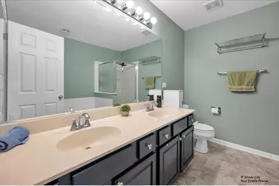 2631 N Greenwood Avenue, Arlington Heights, IL 60004 - Photo 16