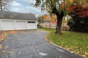 573 Chicago Ave, Highland Park, IL 60035 - Photo 18