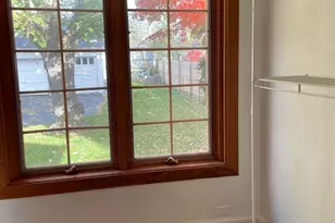 573 Chicago Ave, Highland Park, IL 60035 - Photo 6