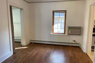 573 Chicago Ave, Highland Park, IL 60035 - Photo 2