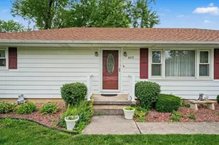 603 Orchard Ln, Beecher, IL 60401 - Photo 4